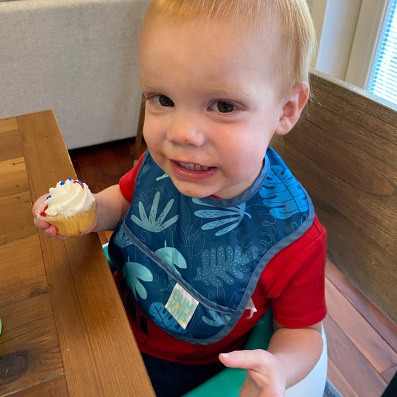 Meet your Posher, Danielle - Picture 12 of 16